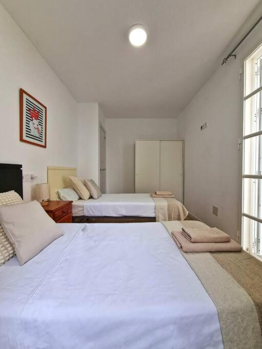 Encantador Duplex Para 6 A 1 Minuto De La Playa Benalmadena Luaran gambar